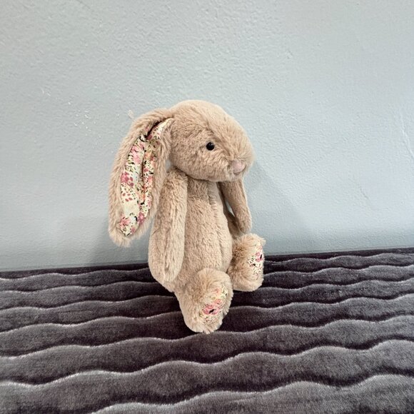 RARE Jellycat Small Blossom Bea Beige Bunny BNWT - Picture 3 of 11